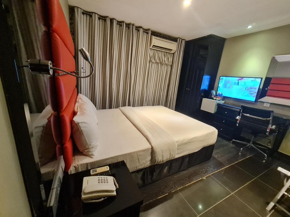 Arenaa Star Hotel Куала-Лумпур Экстерьер фото