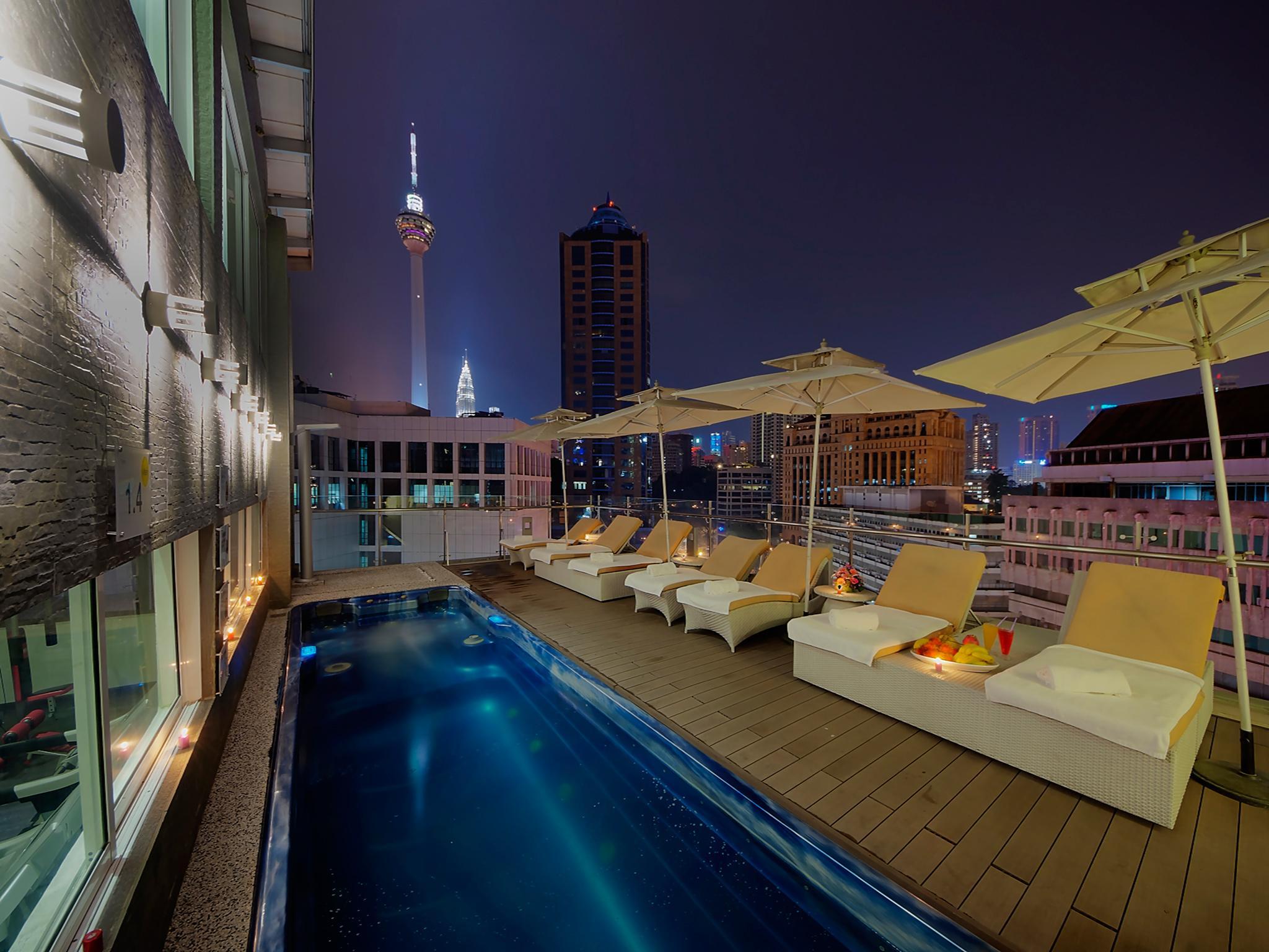 Arenaa Star Hotel Куала-Лумпур Экстерьер фото